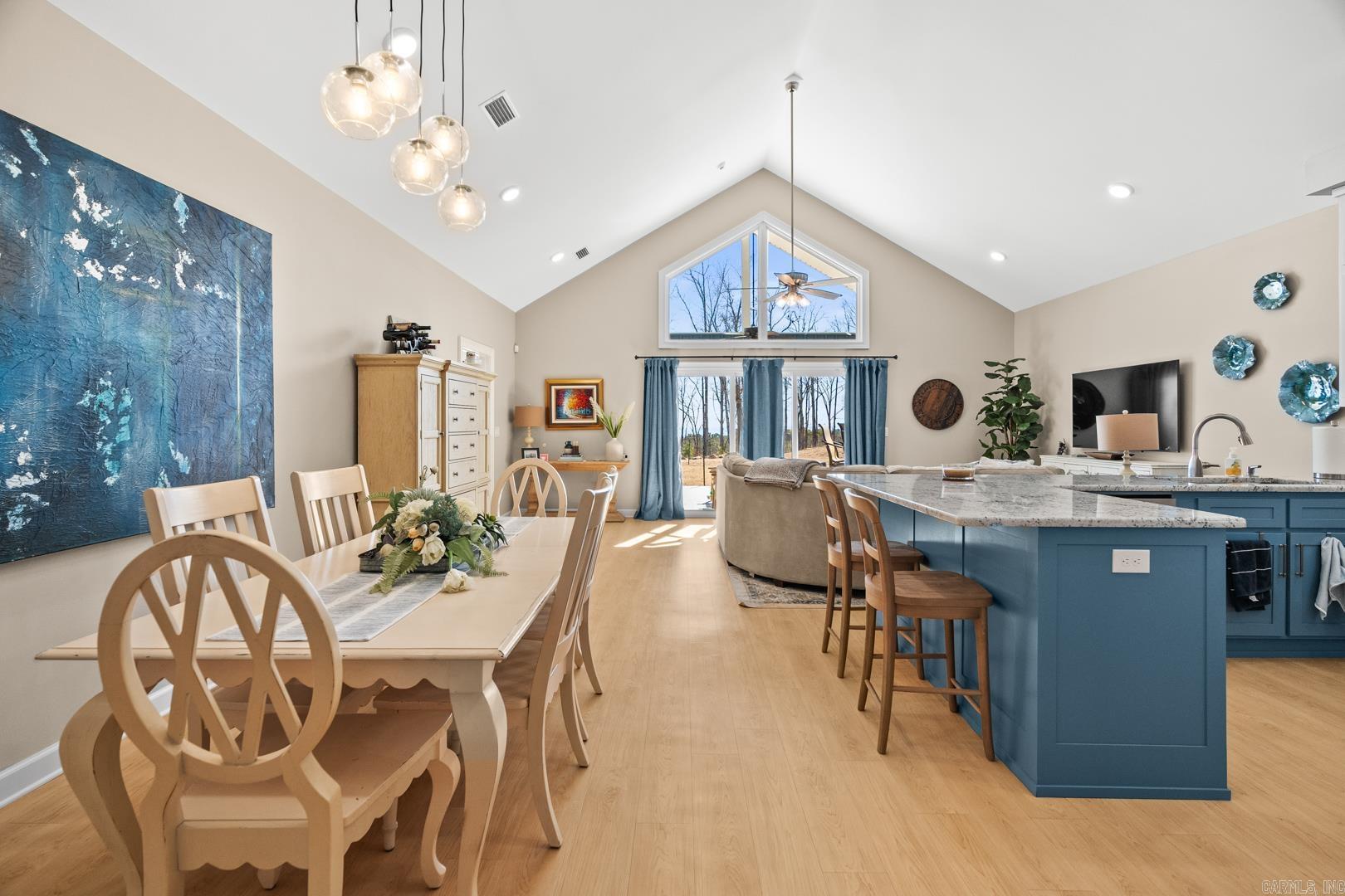 OSAGE POINT - Residential
