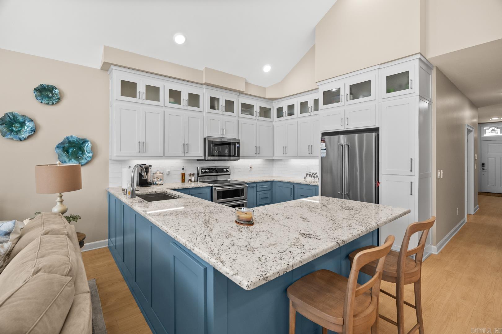 OSAGE POINT - Residential