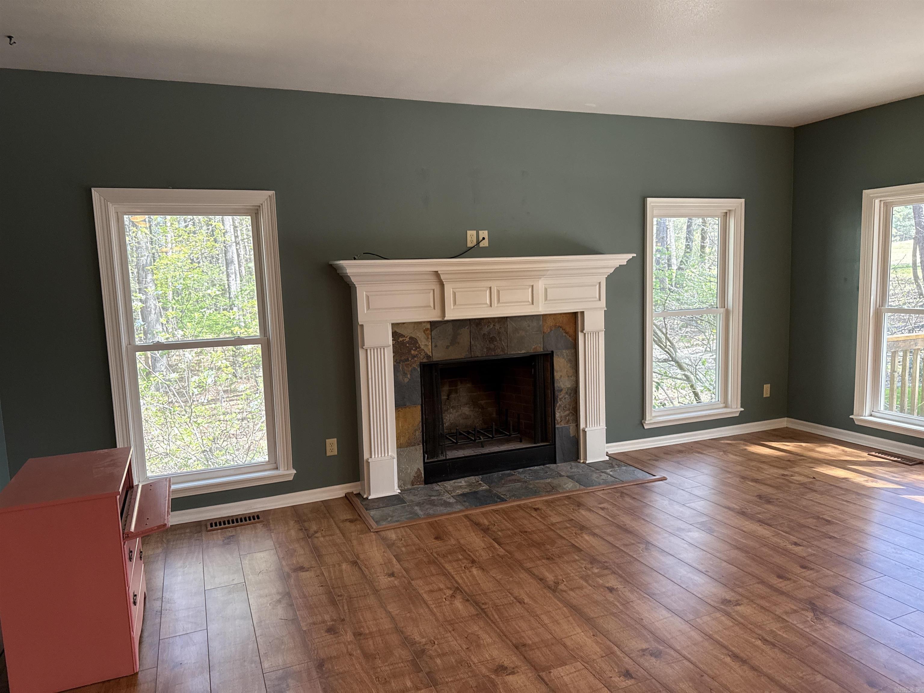 INDIAN HILLS - Residential
