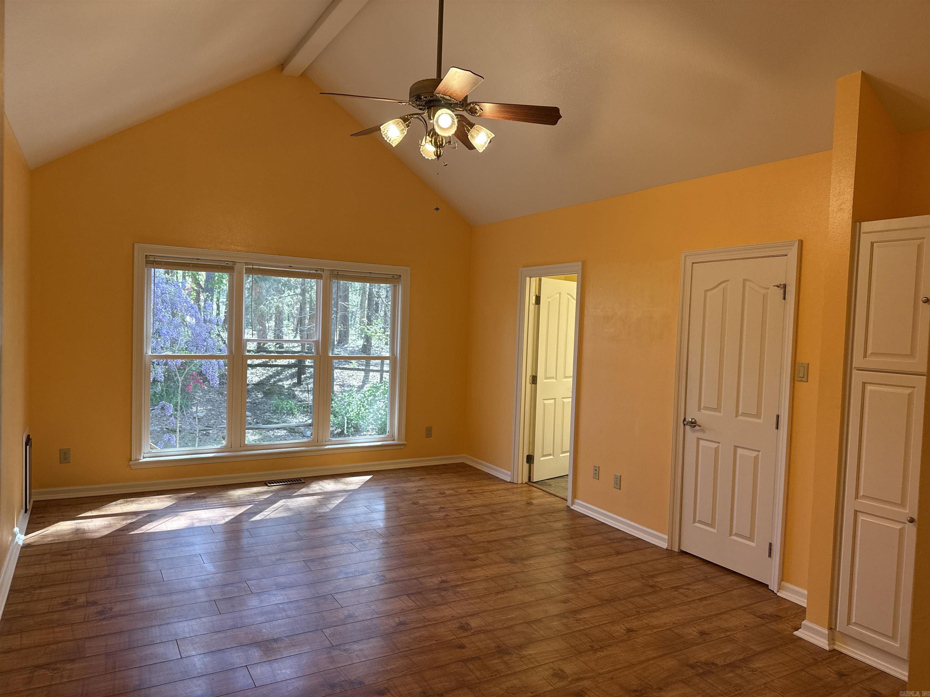 INDIAN HILLS - Residential