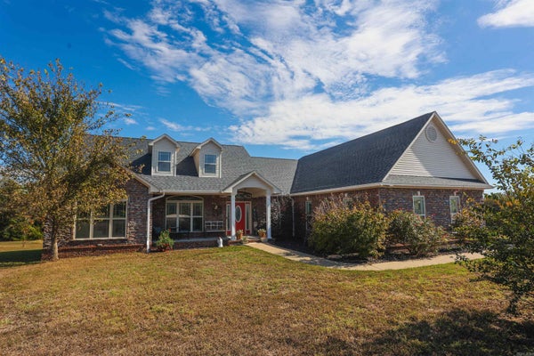 205 GREYSTONE LN, RUSSELLVILLE, AR 72802 - Image fd5e570a4077cb438c8112cd4d802e79/3532182656