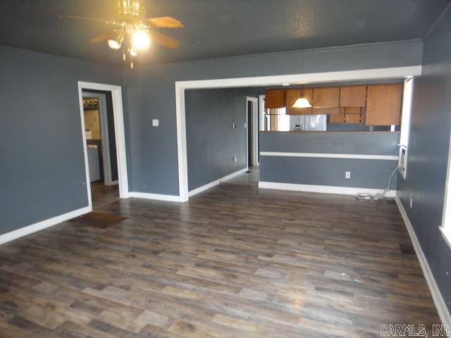 ORIGINAL TOWN NEWPORT - Residential