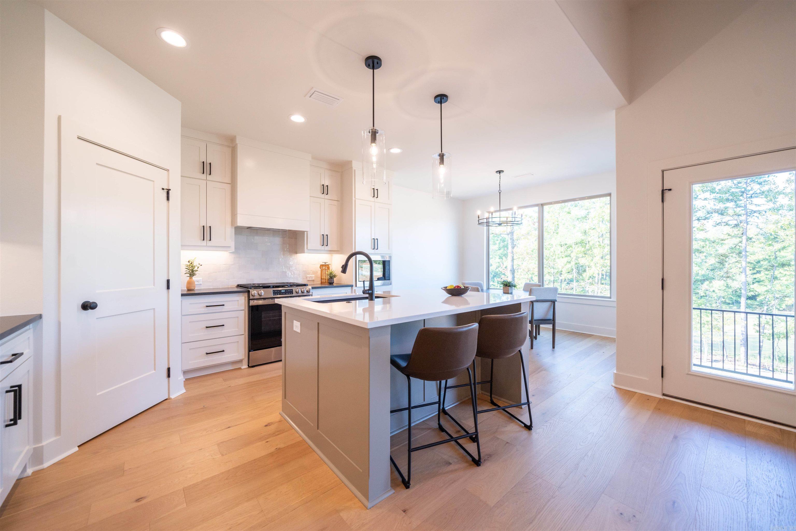 STONEBROOK - Residential