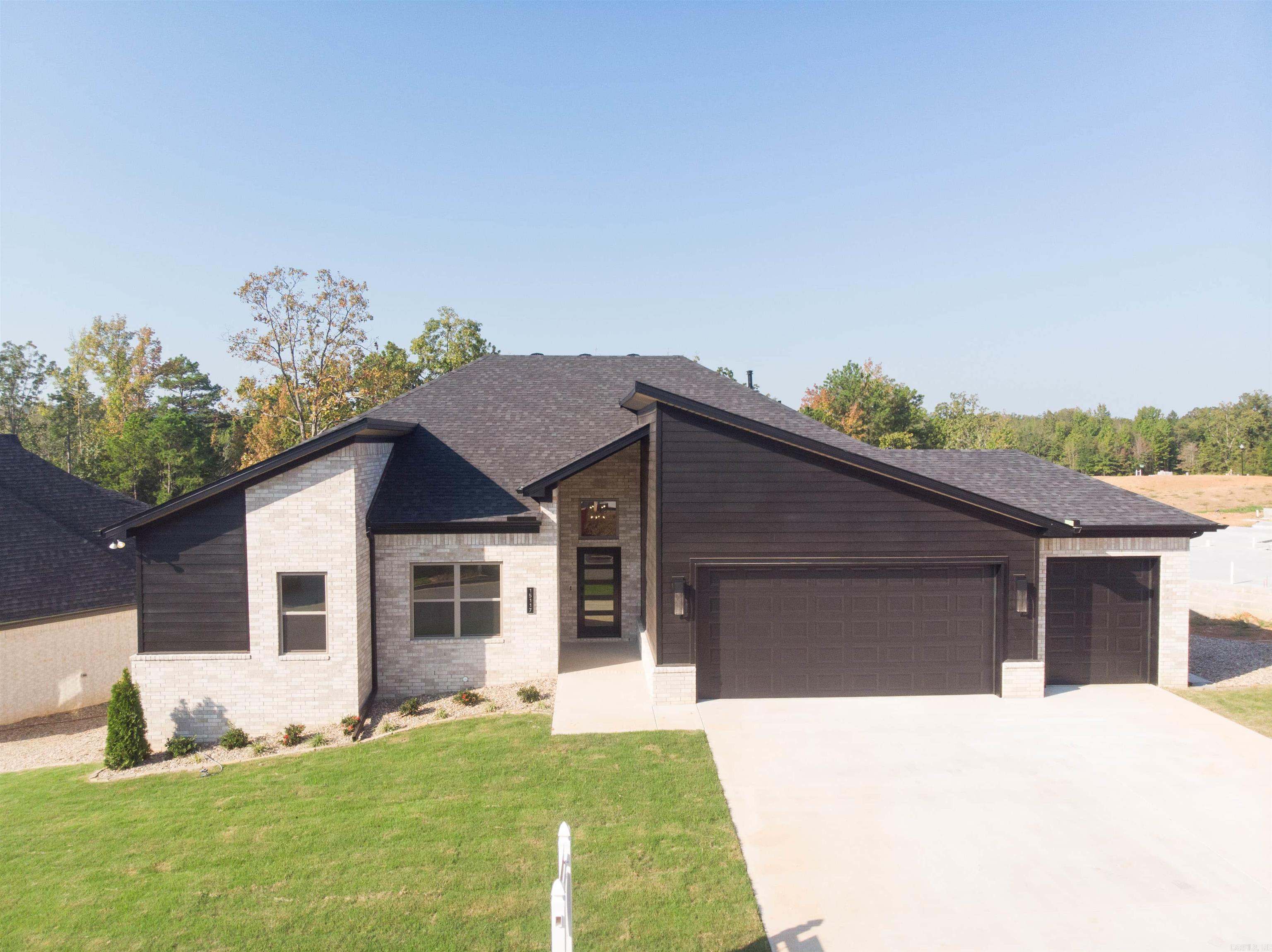 STONEBROOK - Residential