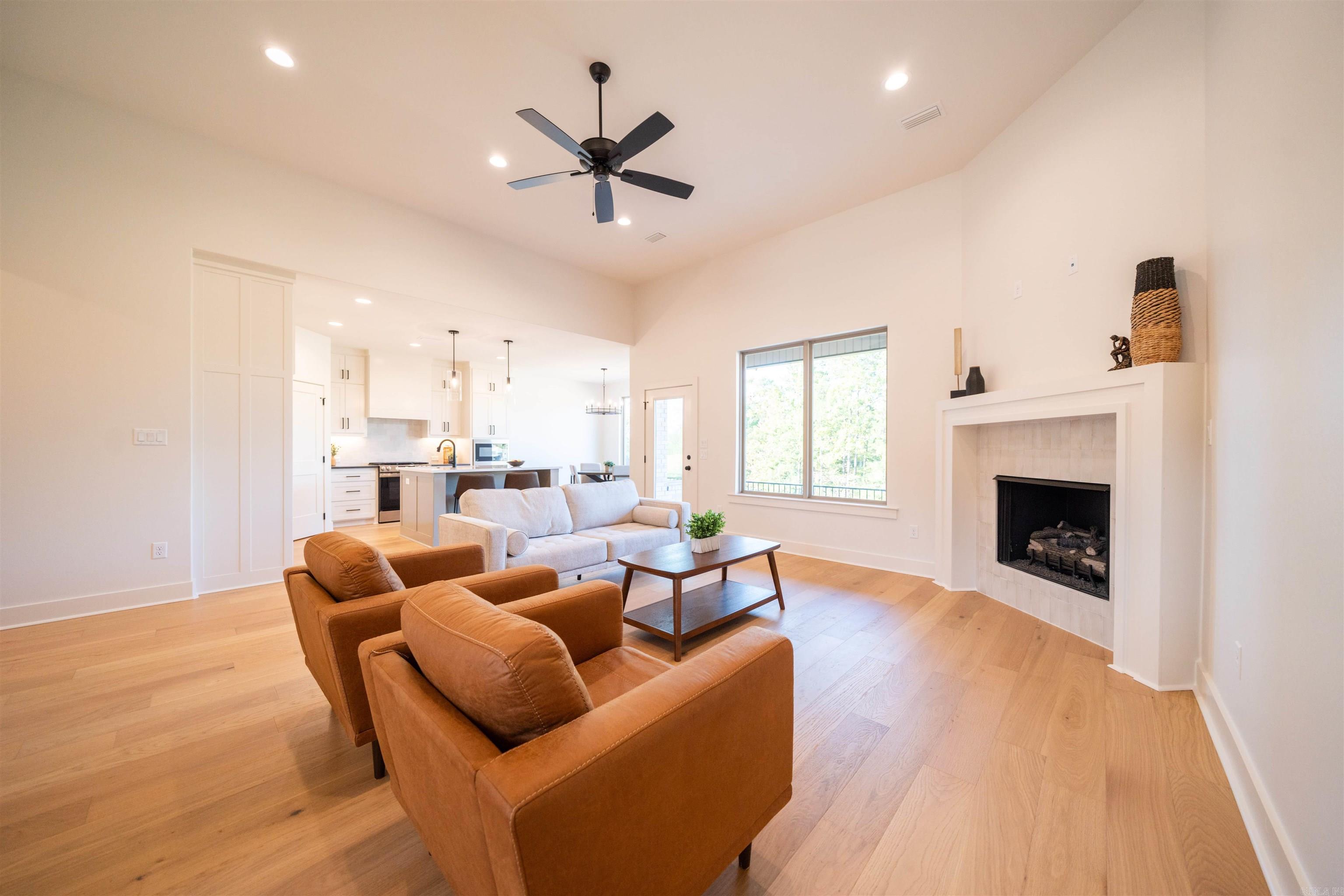 STONEBROOK - Residential