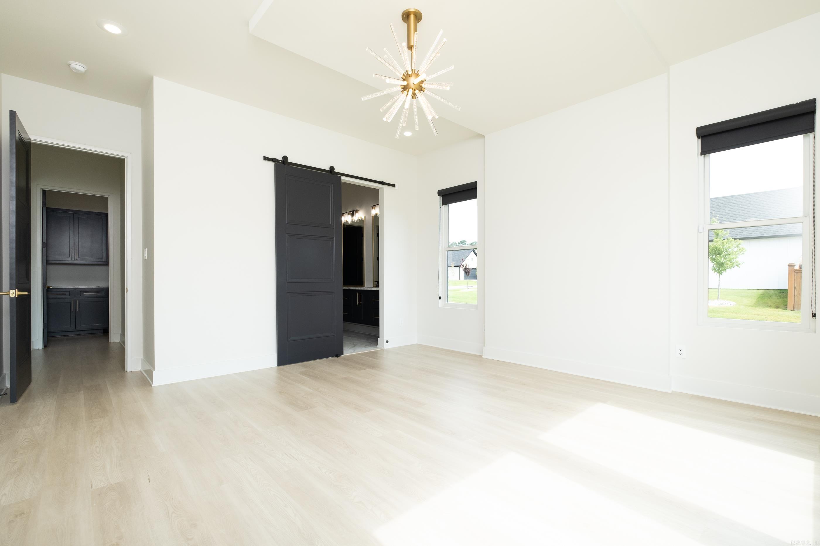 THE WOODS OF HURRICANE LAKE ESTA - Residential