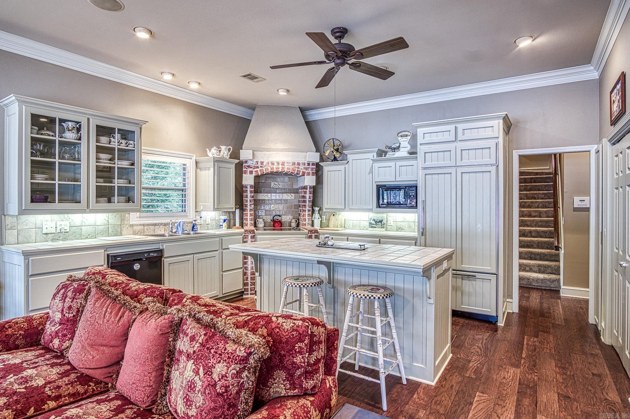 Estancia - Residential