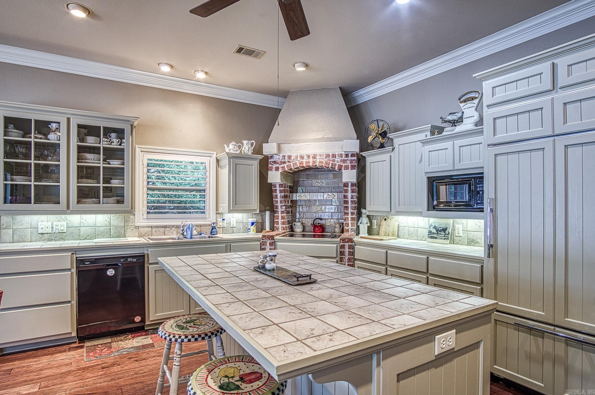 Estancia - Residential