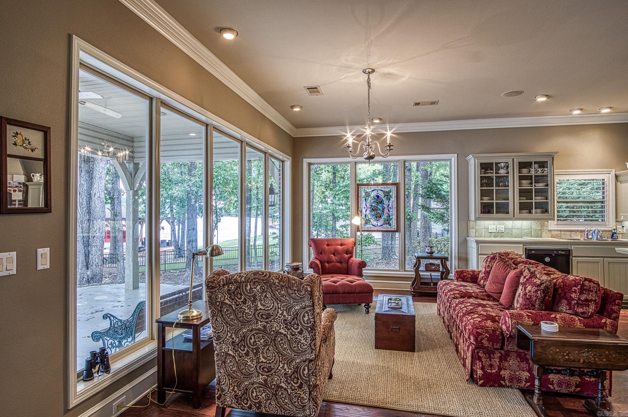 Estancia - Residential