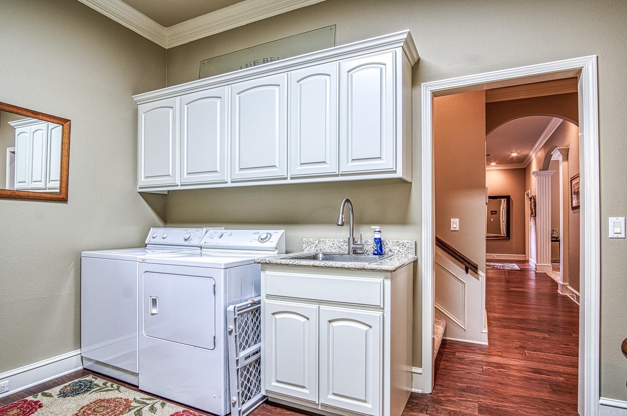 Estancia - Residential