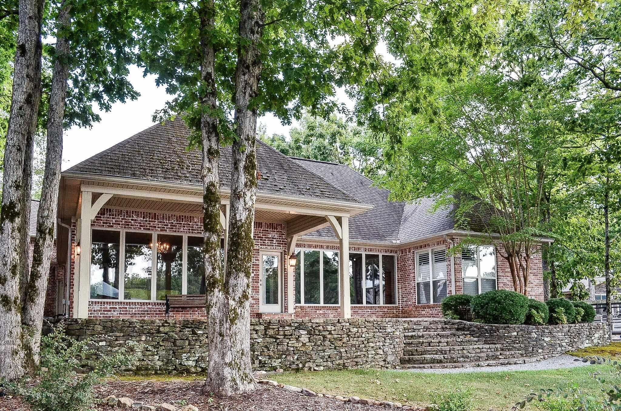 Estancia - Residential