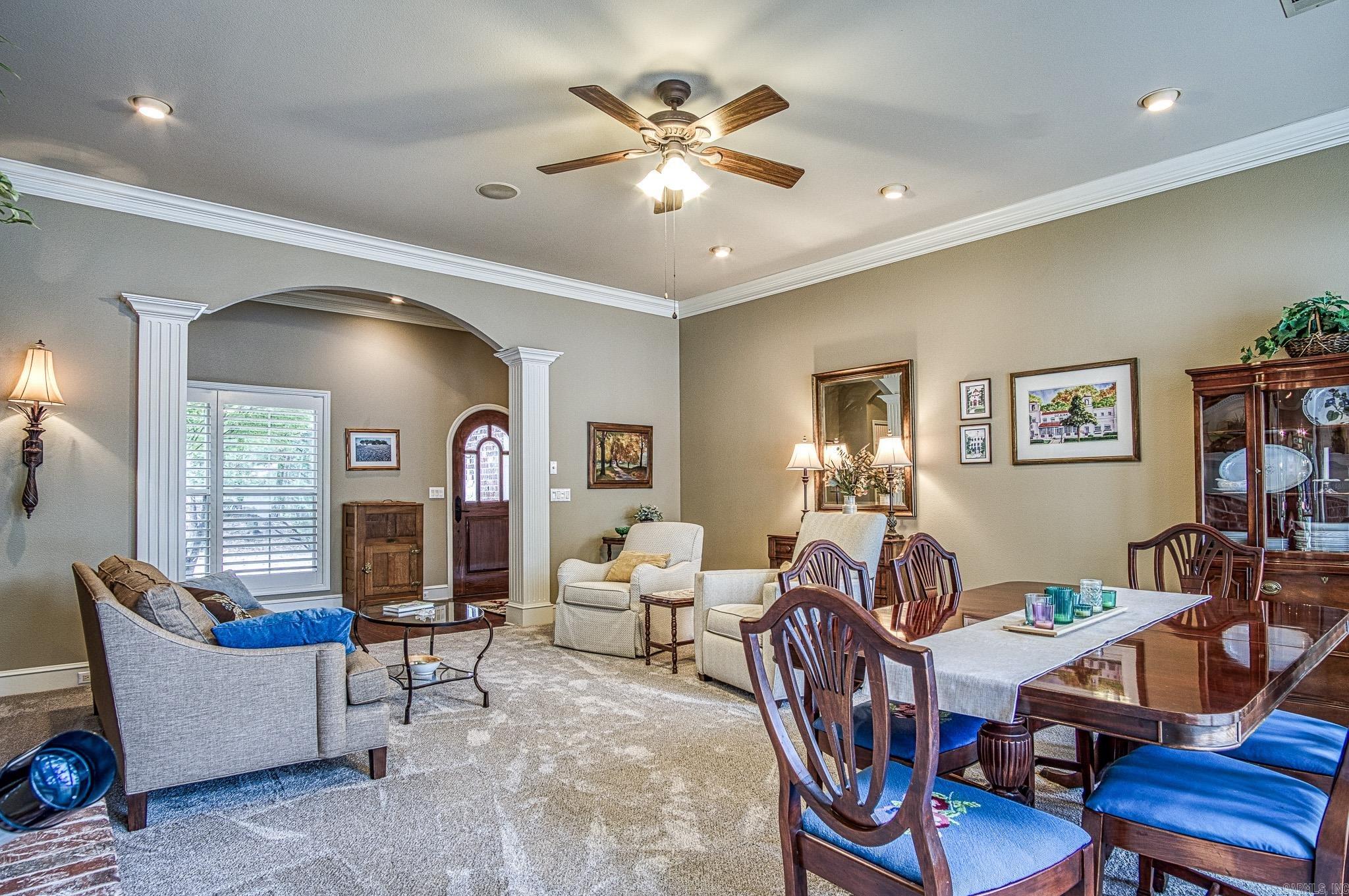 Estancia - Residential