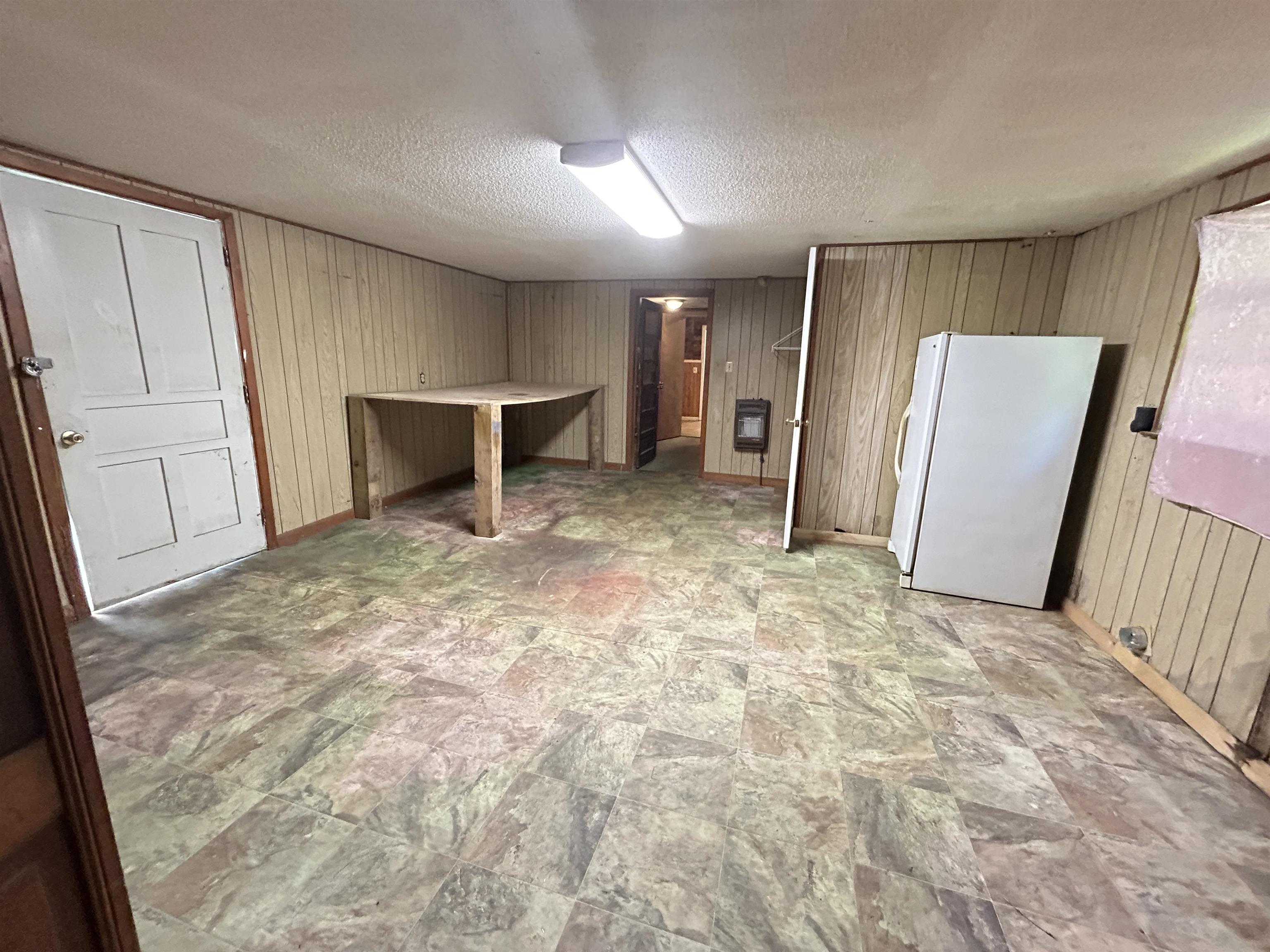 Metes & Bounds - Commercial Sale