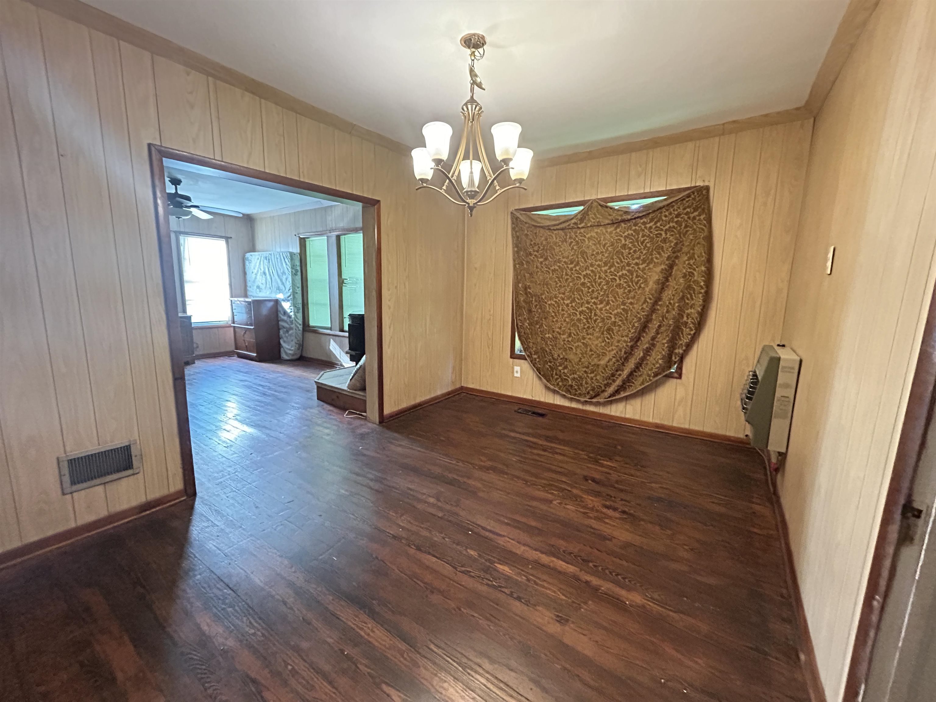 Metes & Bounds - Commercial Sale