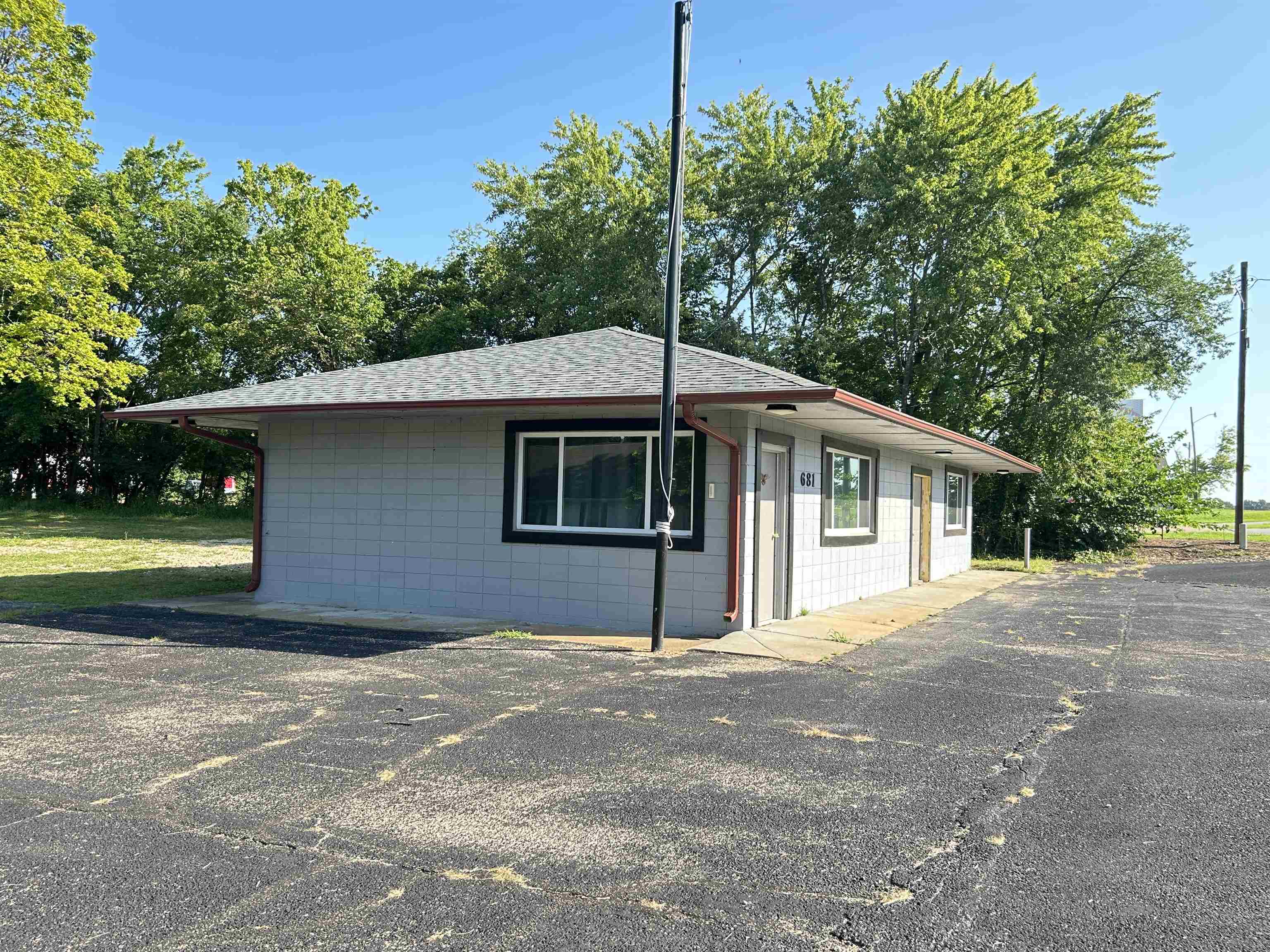 Metes & Bounds - Commercial Sale