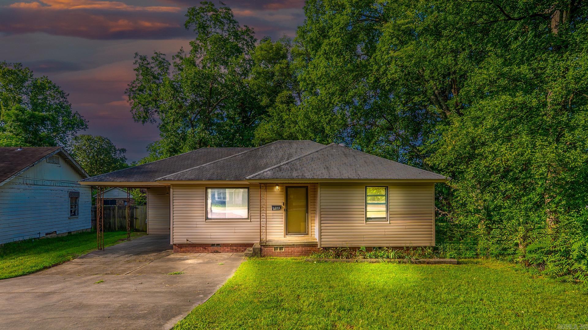 Charming one story, 3 bedroom/1 bath home on nice level lot. This cozy home offers timeless character and solid bones at a great price. Perfect for first-time buyers or investors! Don't miss this affordable opportunity.