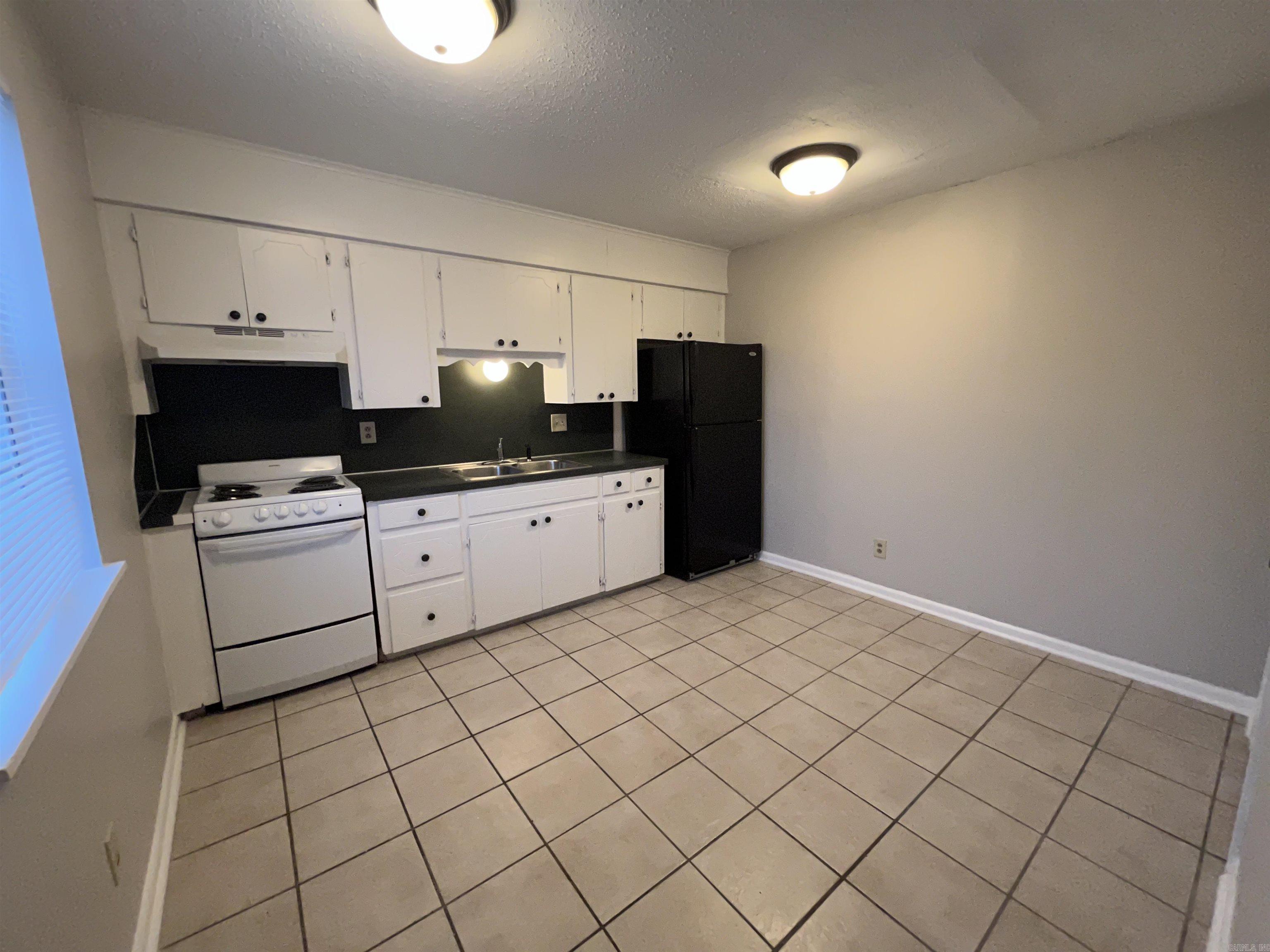 Pulaski Heights - Residential Lease