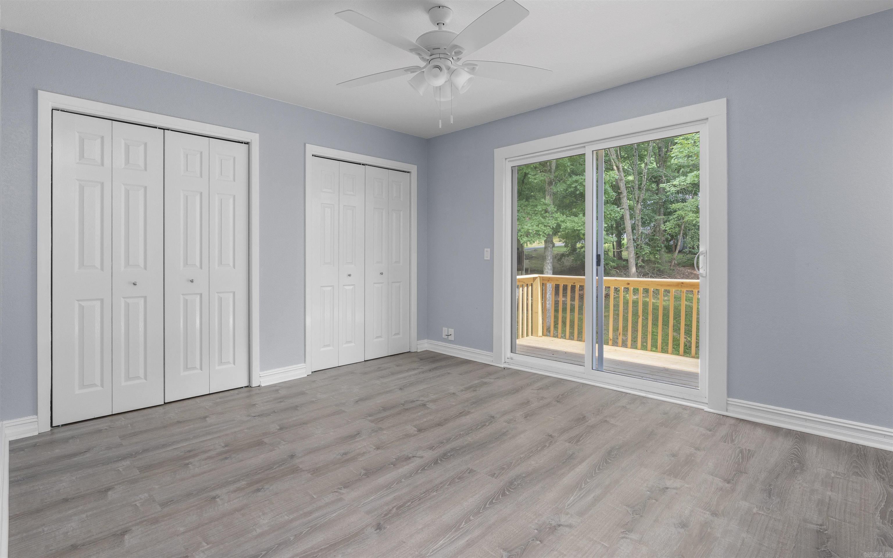 VALENCIA COURTS - Residential