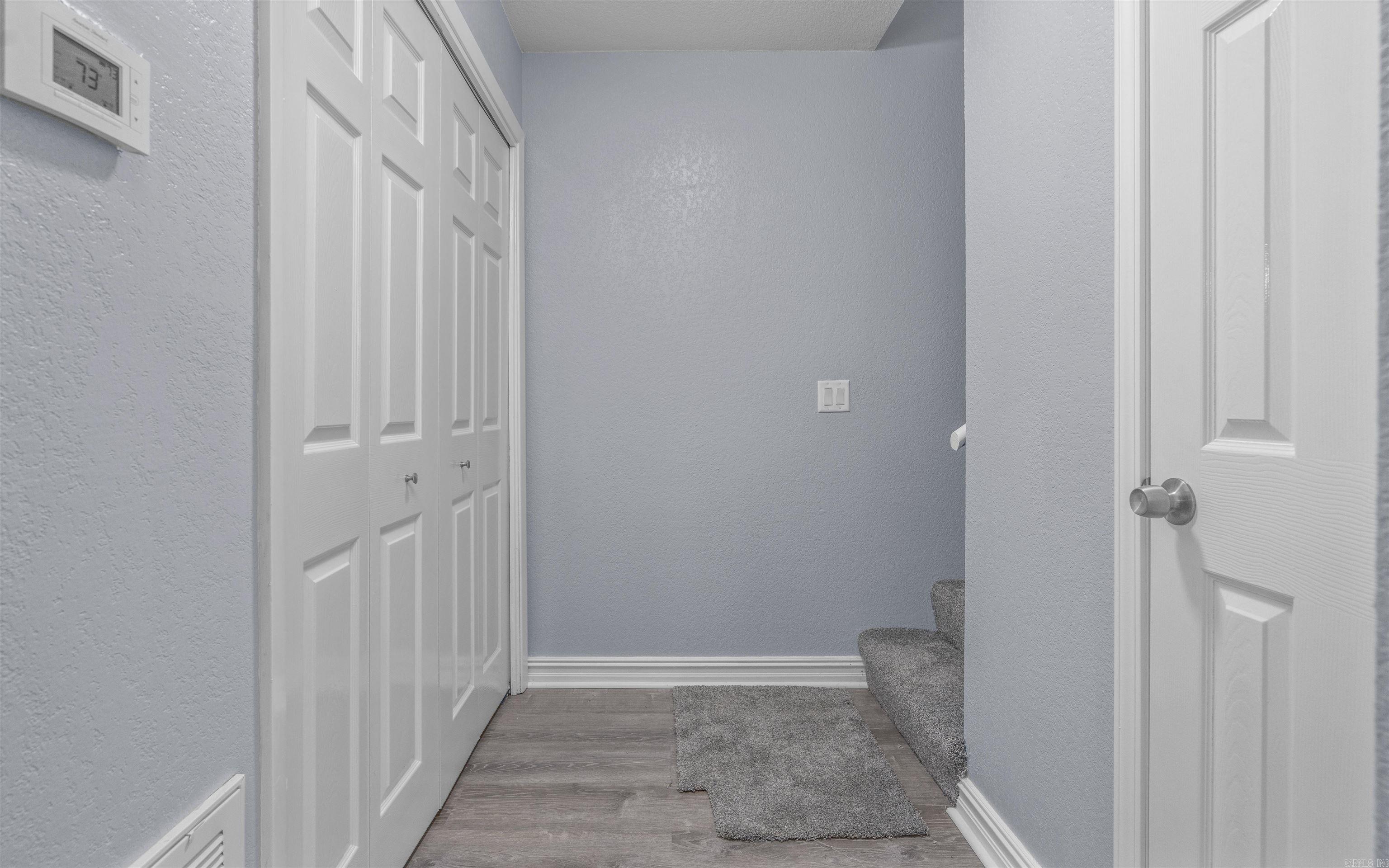 VALENCIA COURTS - Residential