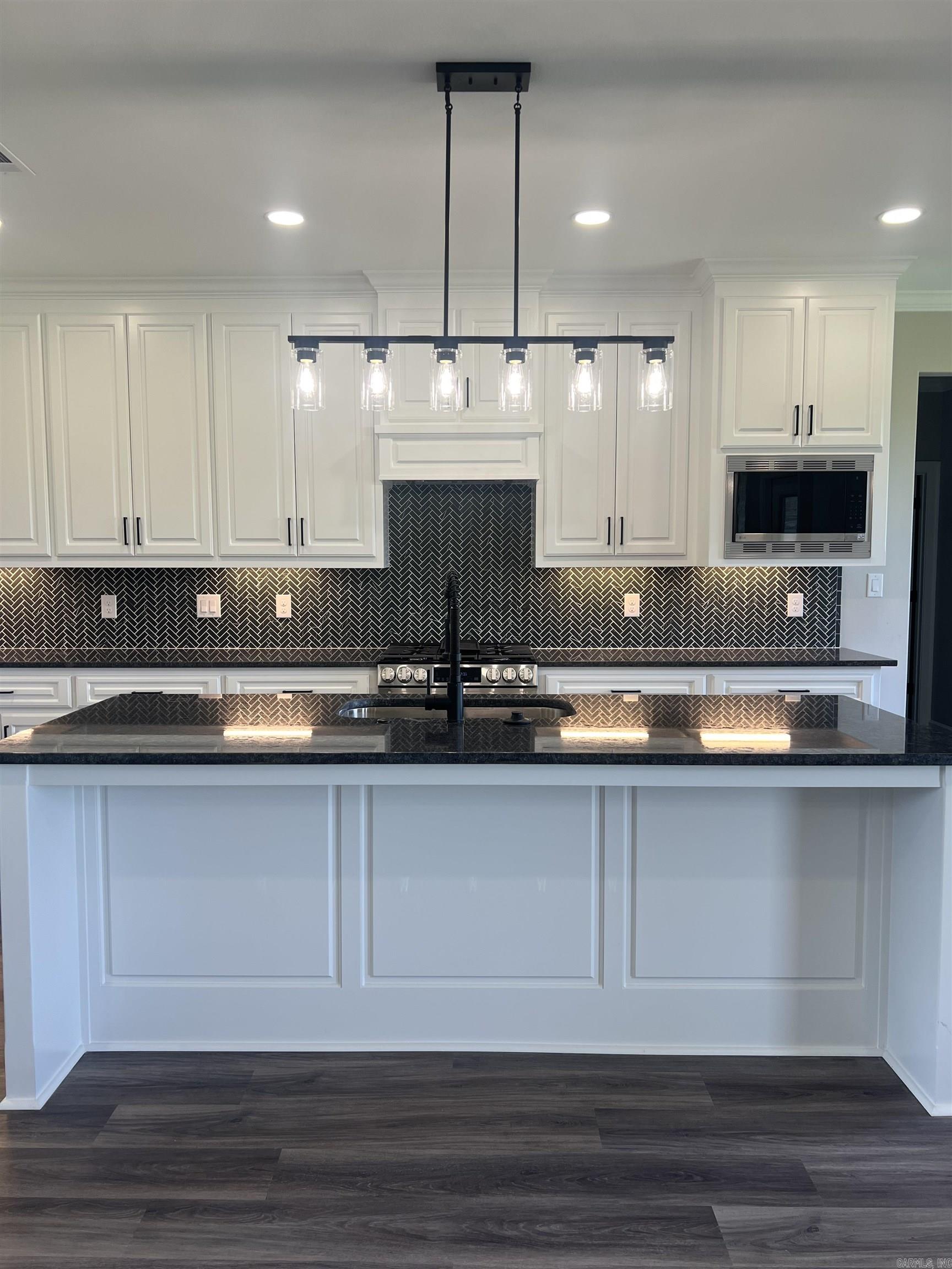 ASHLEY DOWNS - Residential