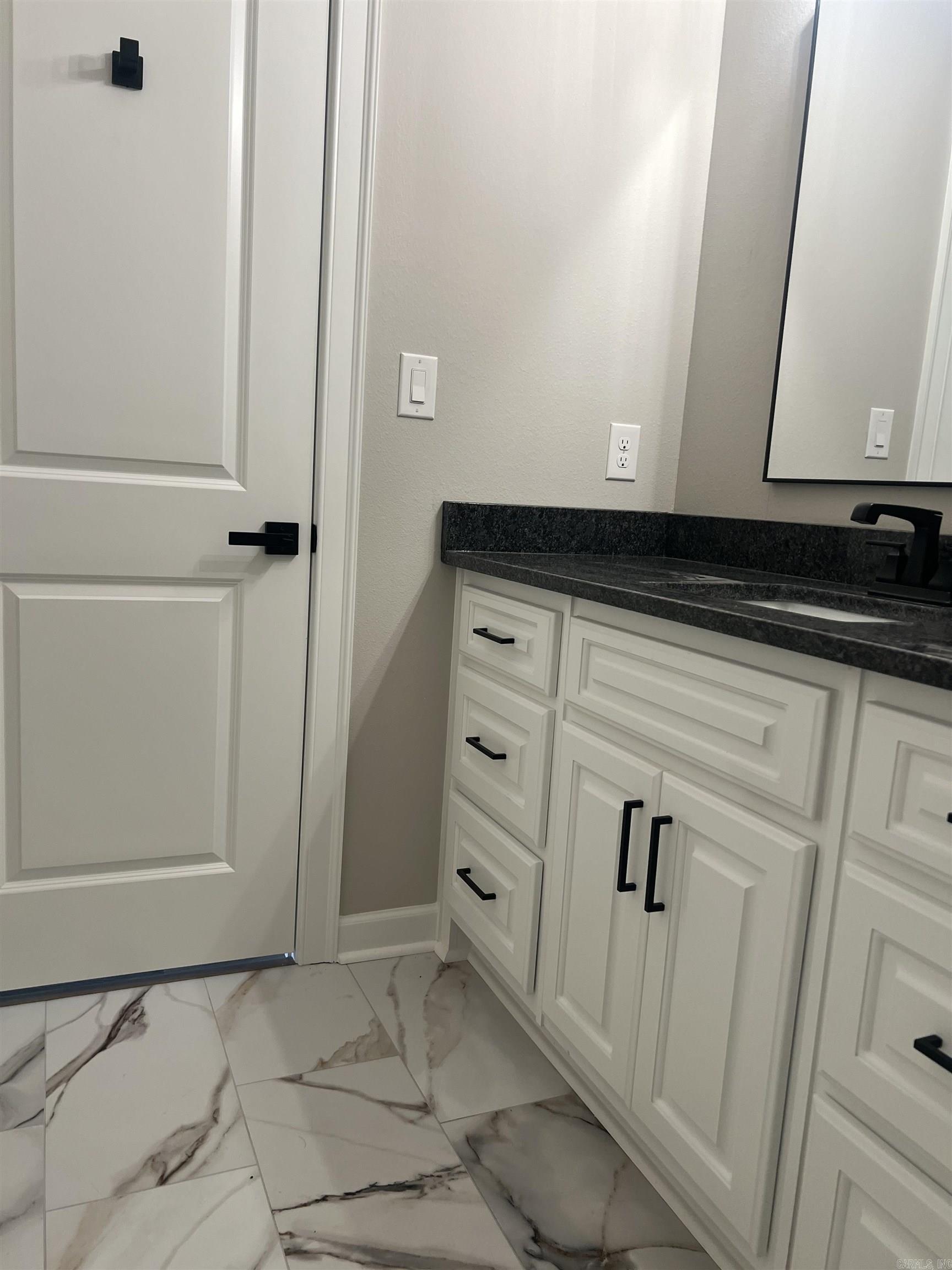 ASHLEY DOWNS - Residential