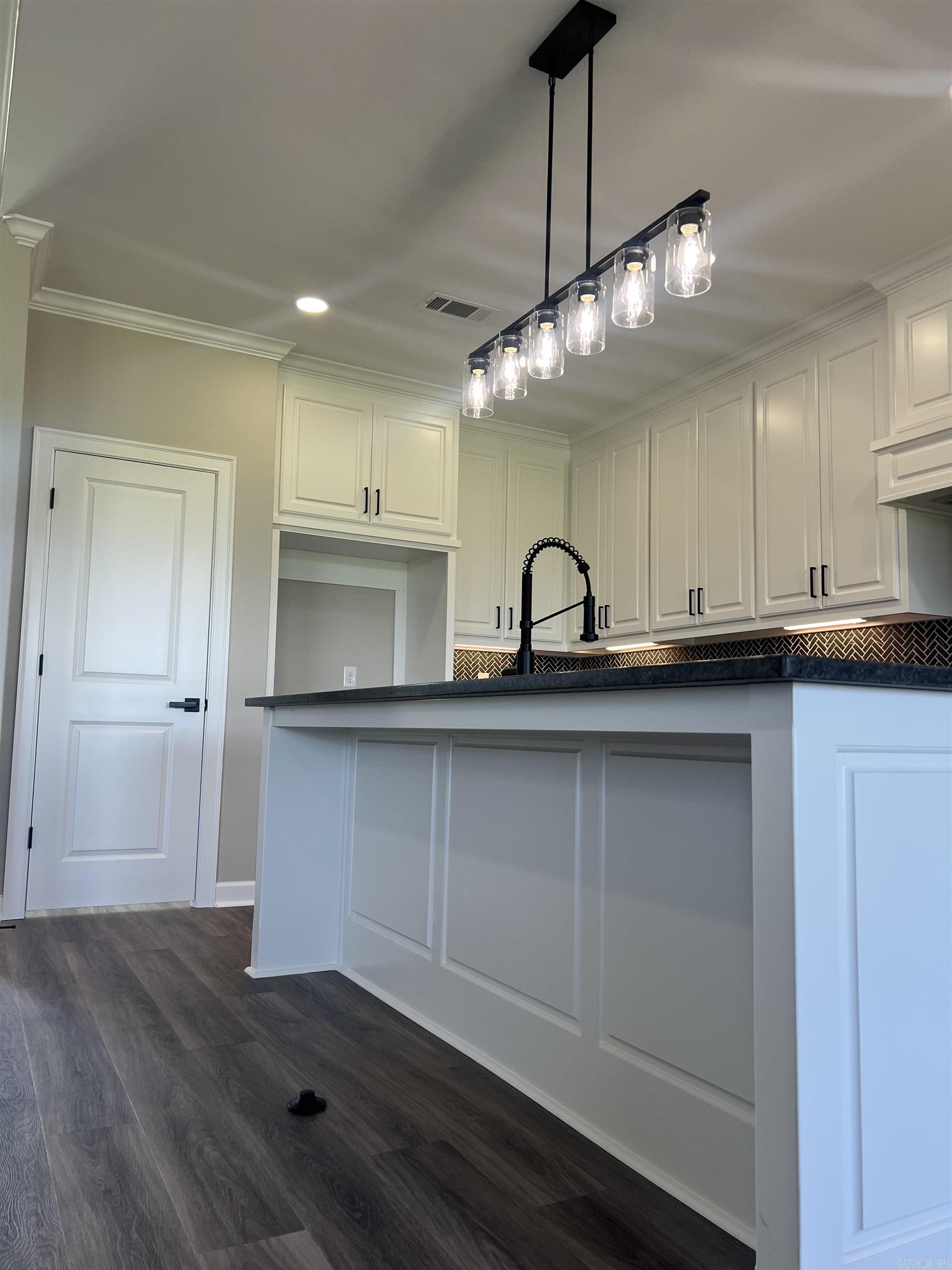 ASHLEY DOWNS - Residential