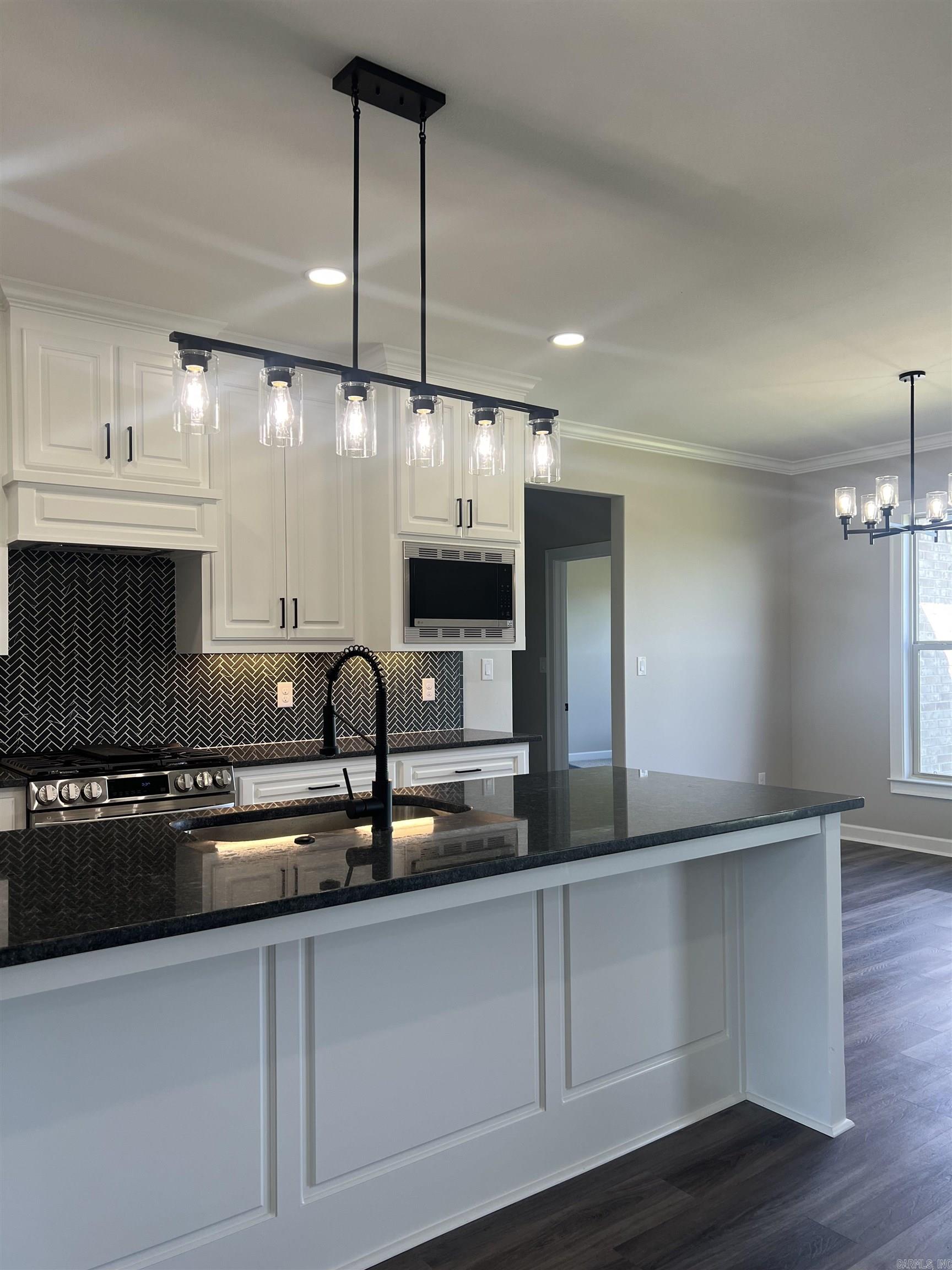 ASHLEY DOWNS - Residential