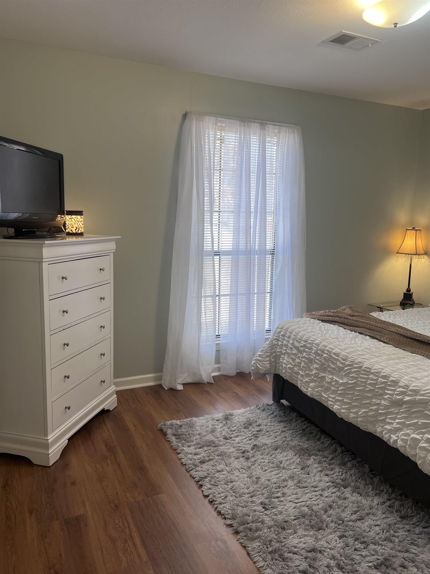 Smoking Oaks - Residential