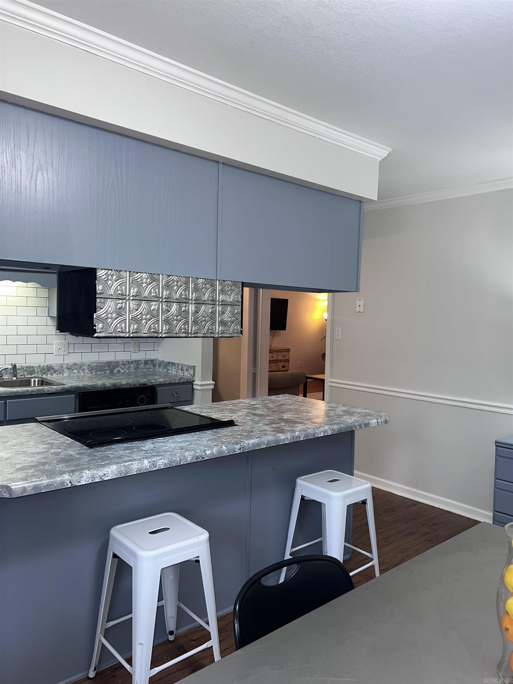 Smoking Oaks - Residential