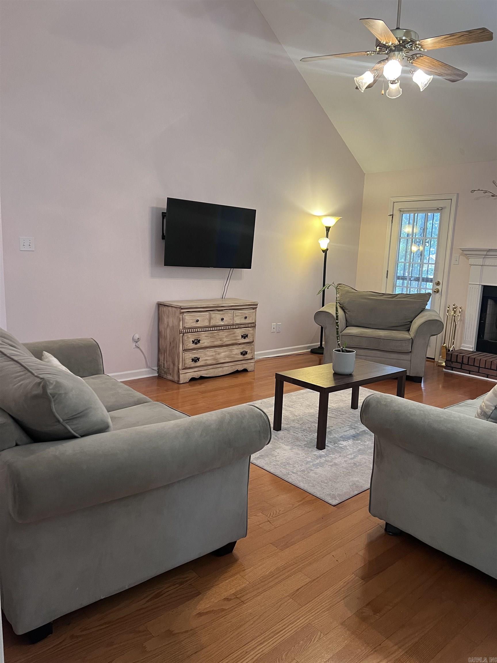 Smoking Oaks - Residential