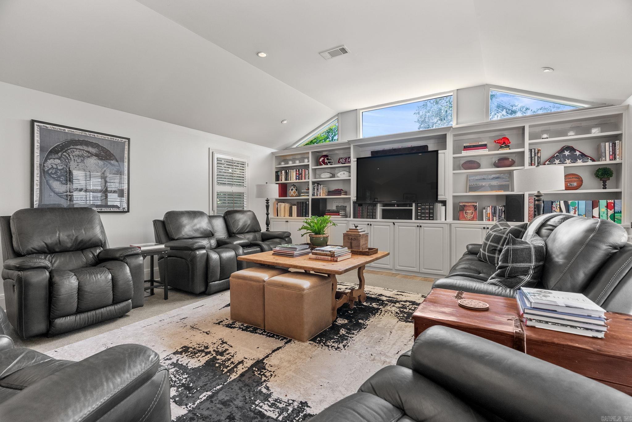 GRANDVIEW - Residential