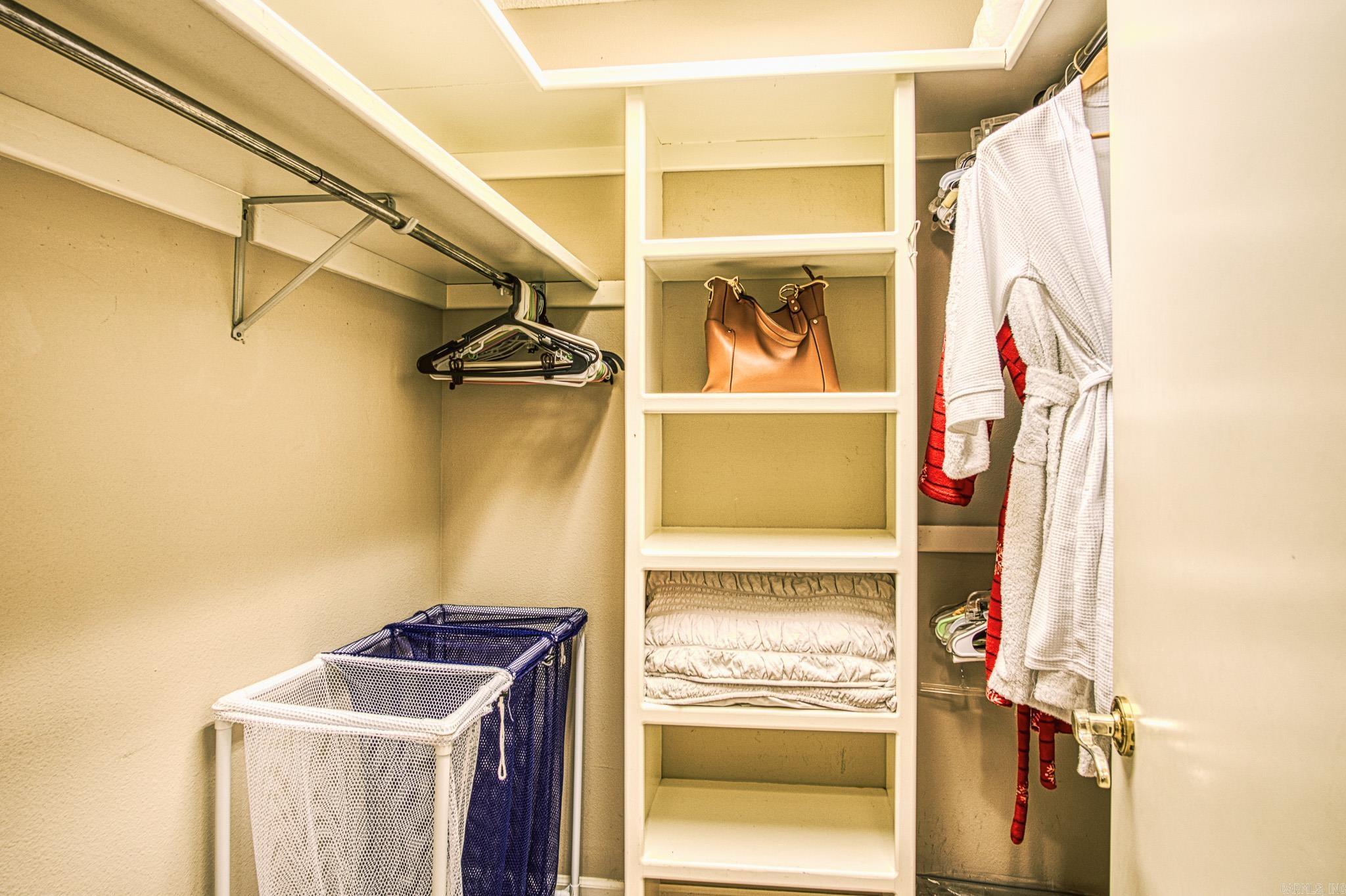 Entrada - Residential