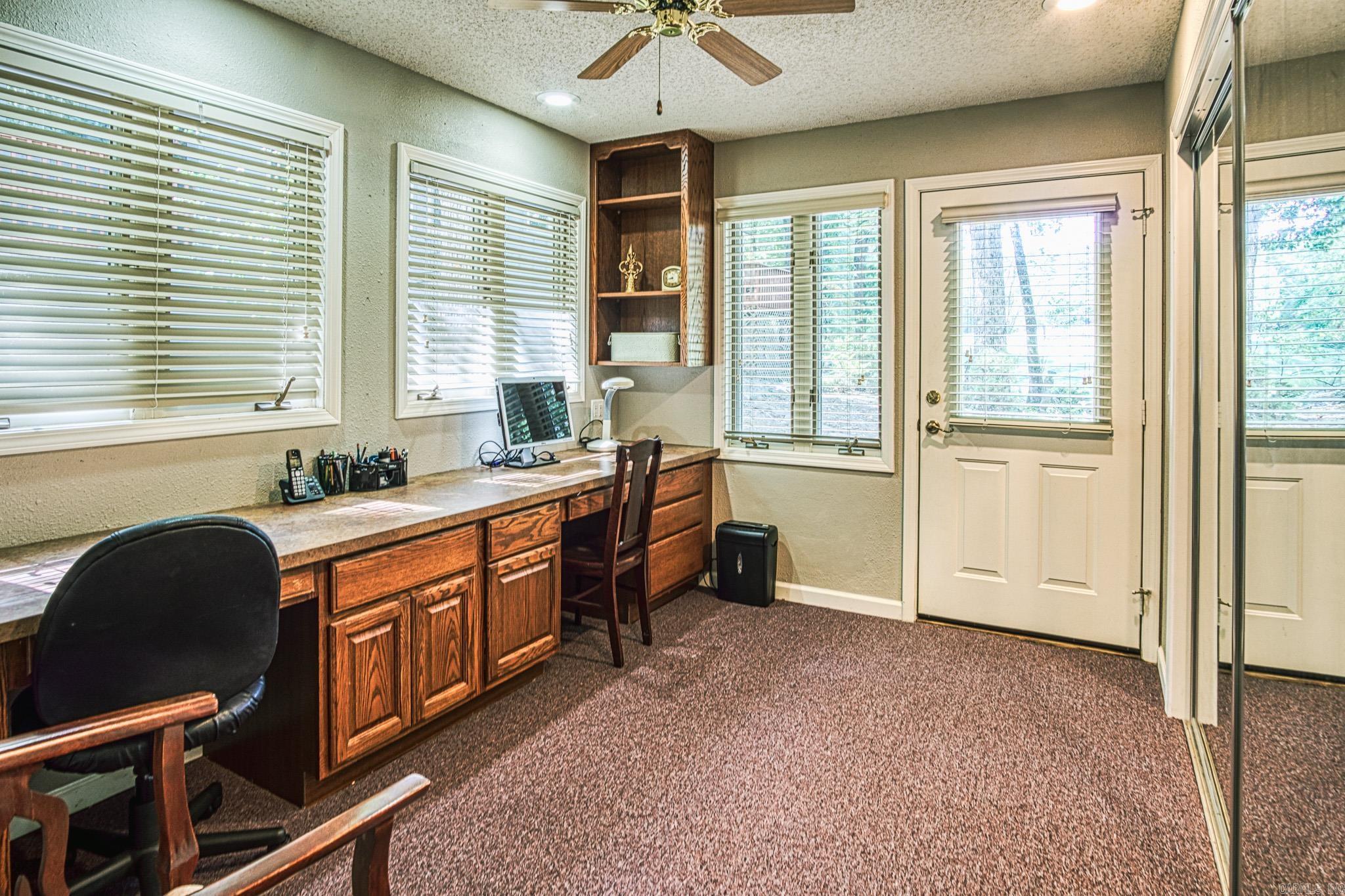 Entrada - Residential