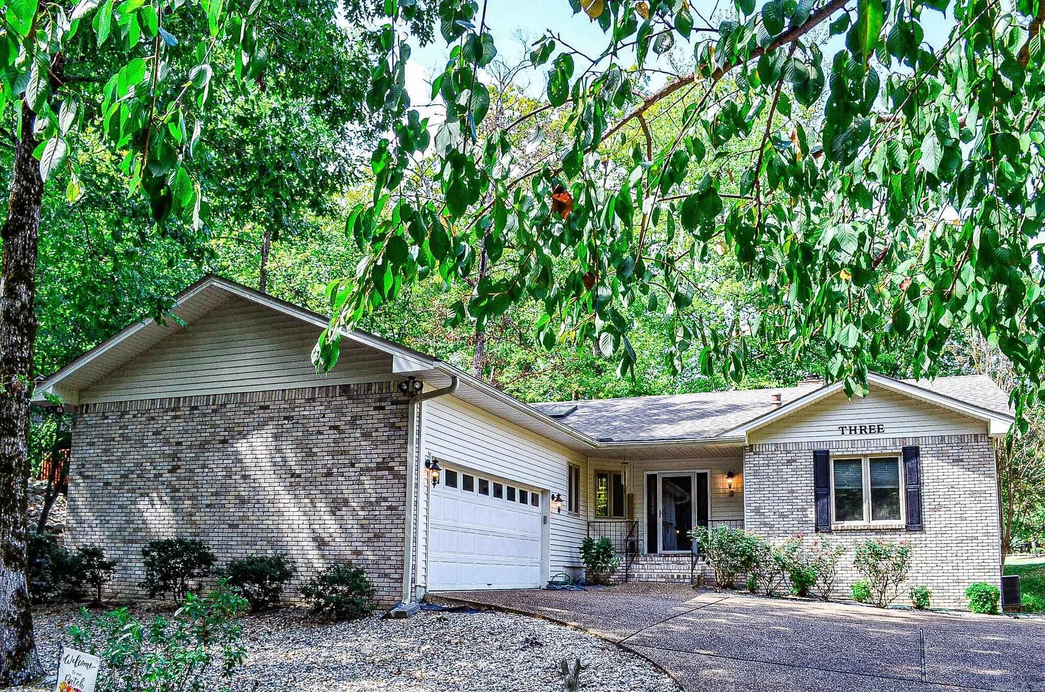 Entrada - Residential