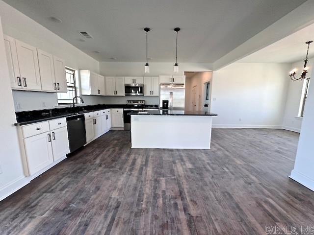 RIVER BACK ESTATES - Residential