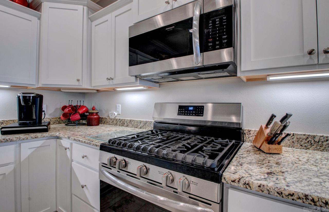 MOUNTAIN TERRACE ESTATES TOWNHOM - Residential