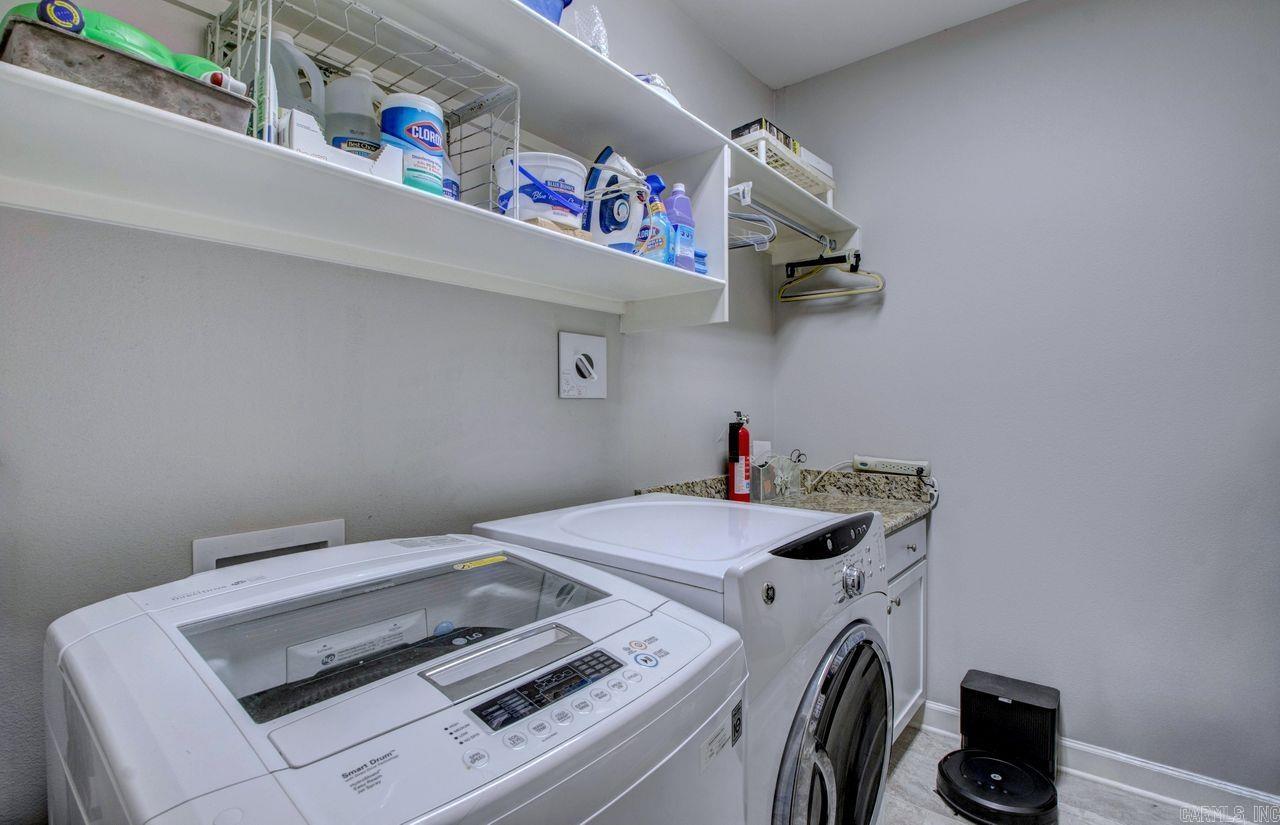 MOUNTAIN TERRACE ESTATES TOWNHOM - Residential