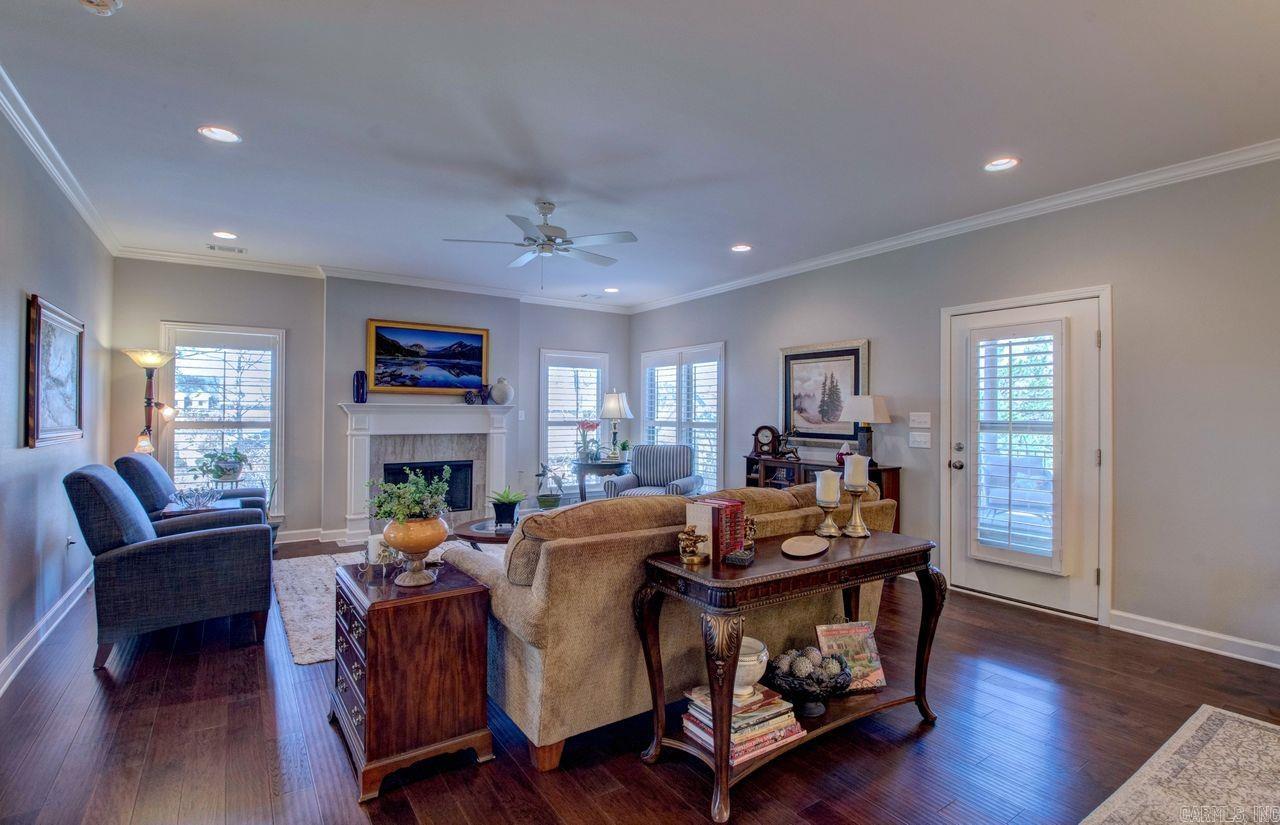 MOUNTAIN TERRACE ESTATES TOWNHOM - Residential