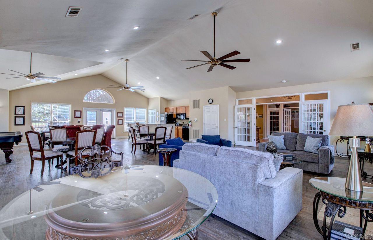 MOUNTAIN TERRACE ESTATES TOWNHOM - Residential