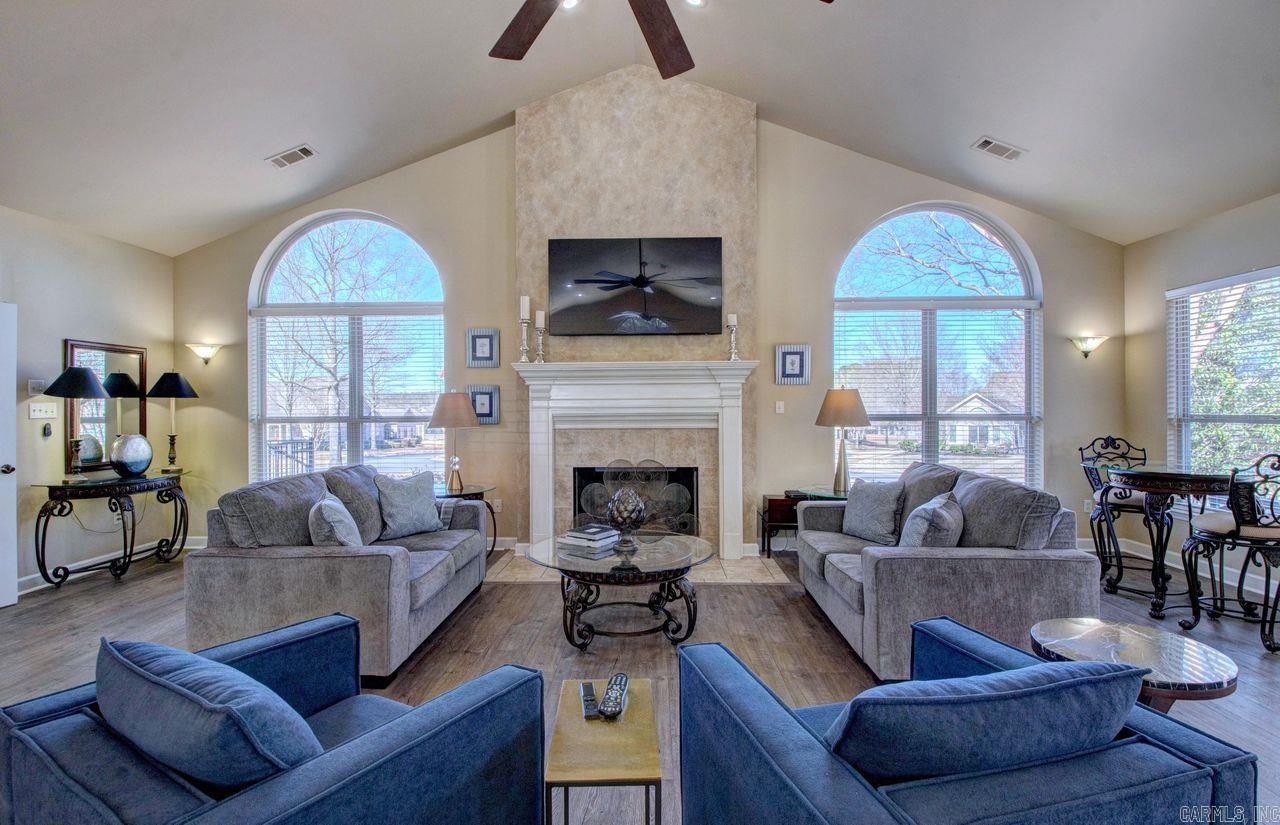 MOUNTAIN TERRACE ESTATES TOWNHOM - Residential