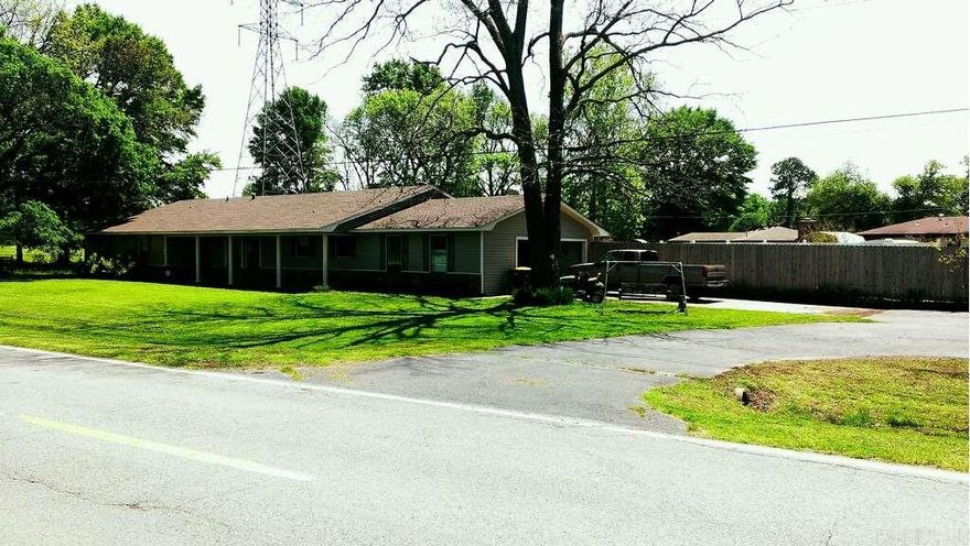 Large house with large yard & in-ground pool. Interior needs a little TLC but is perfect for large families or an individual wanting space. Separate garage has electricity & can be used as a shop. Home can be 4-6 bedrooms. Sq. Ft. approx. measuring encouraged. See Agent Remarks!