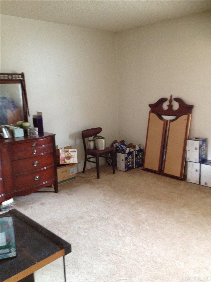 Delta Lawn - Residential