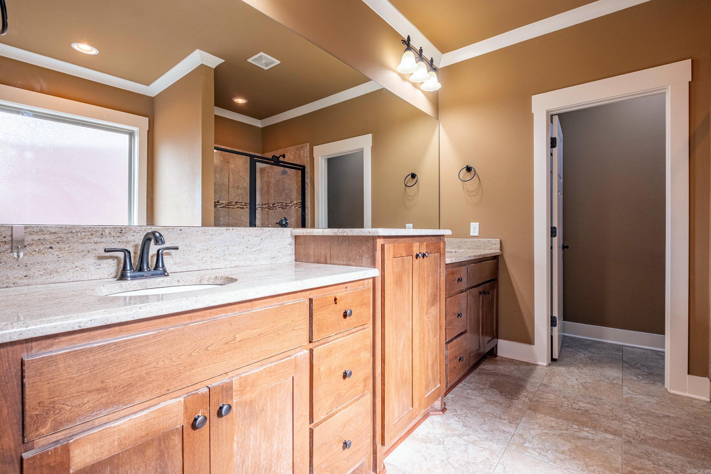 HURRICANE LAKE EST - Residential