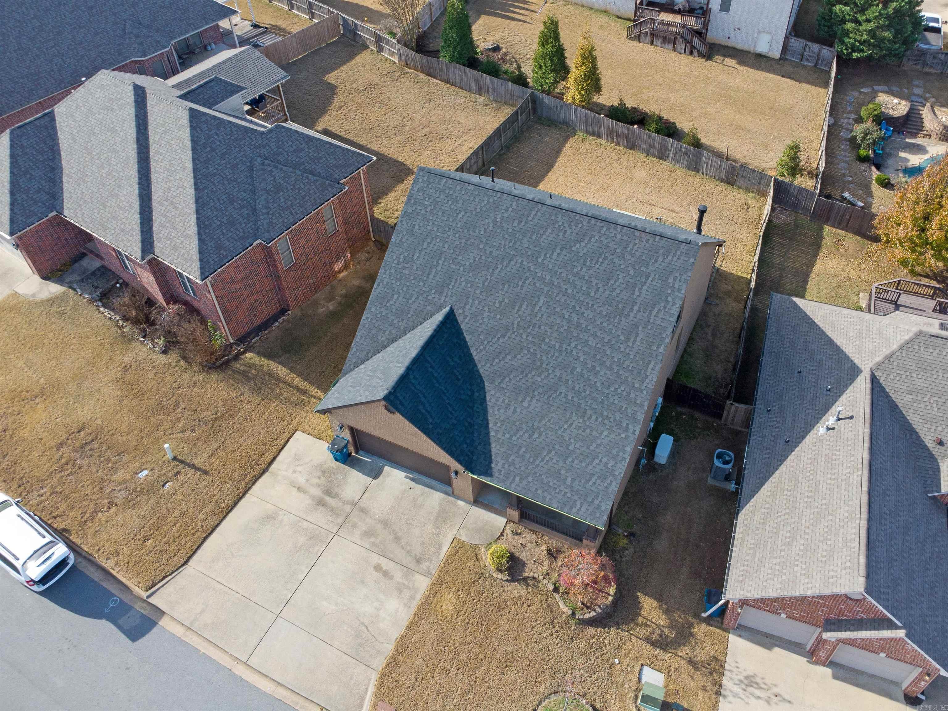 HURRICANE LAKE EST - Residential