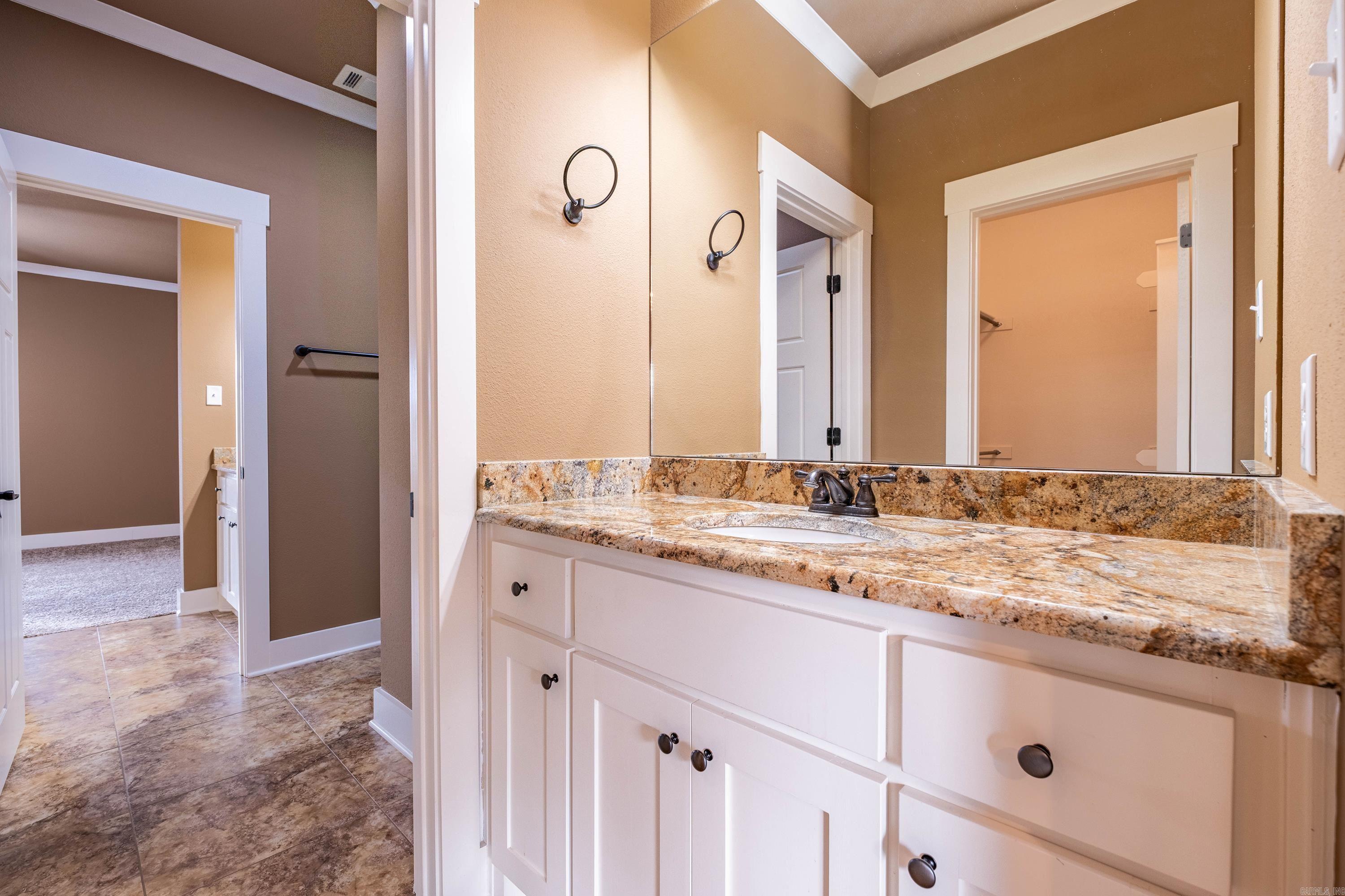 HURRICANE LAKE EST - Residential