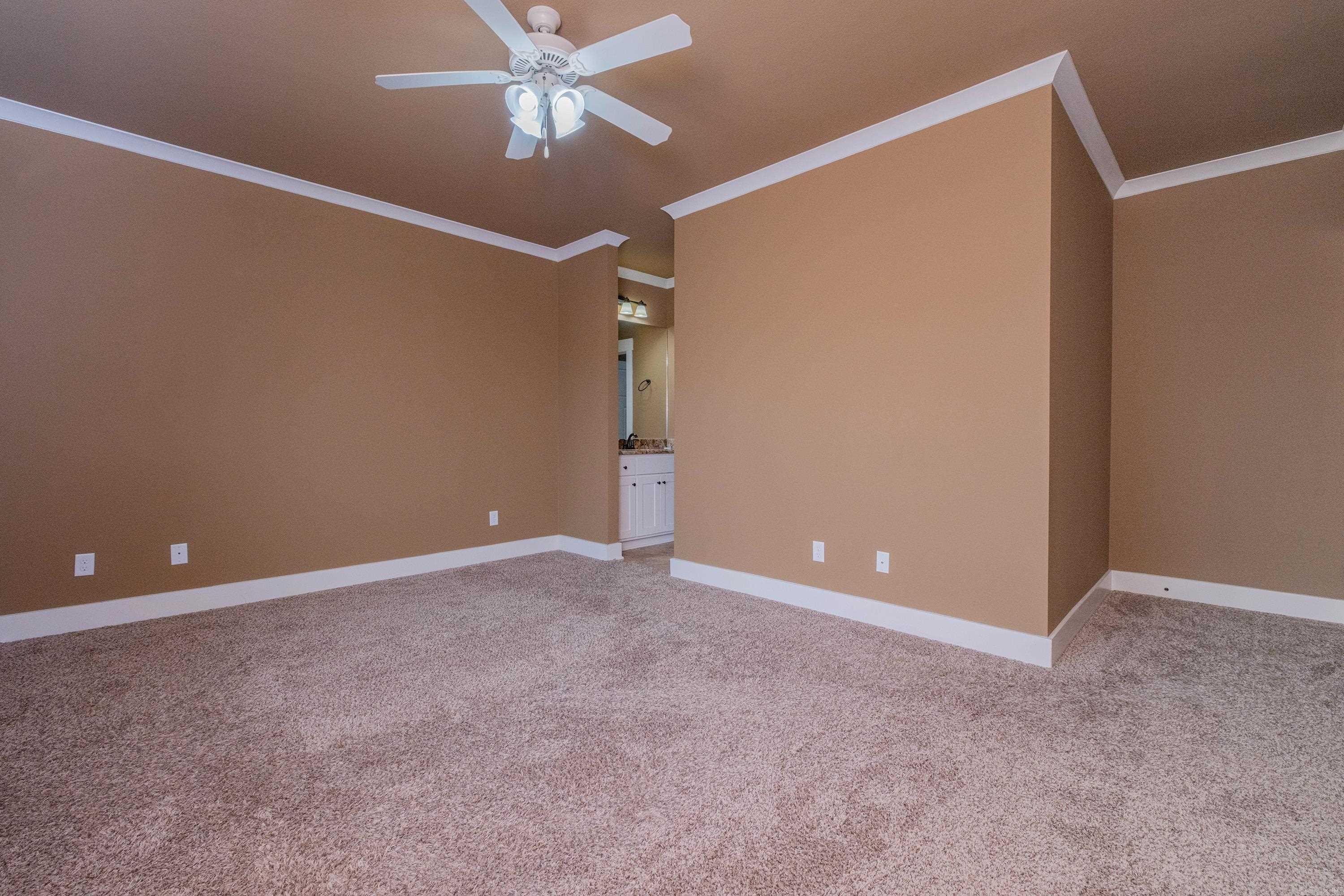 HURRICANE LAKE EST - Residential