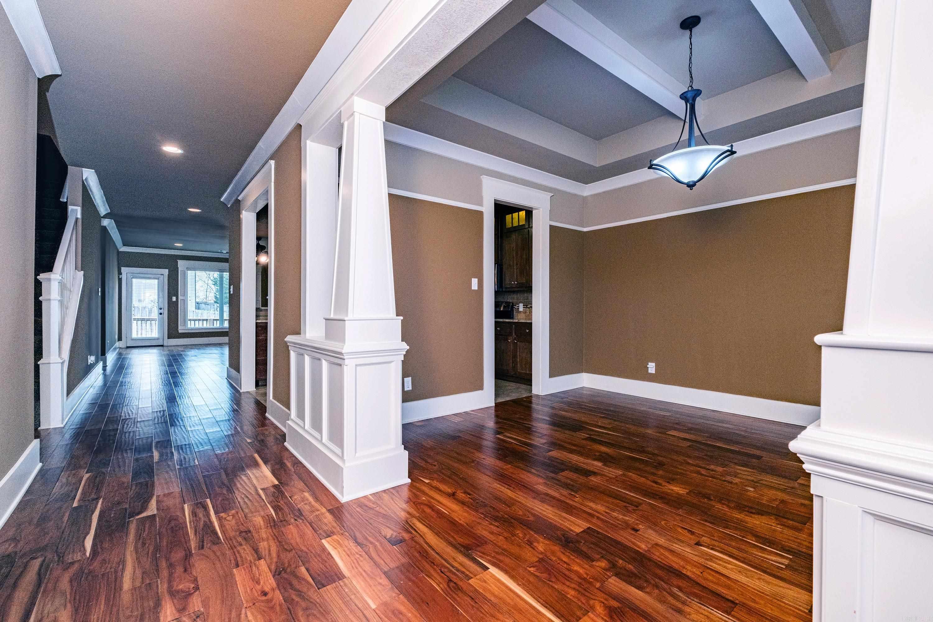 HURRICANE LAKE EST - Residential