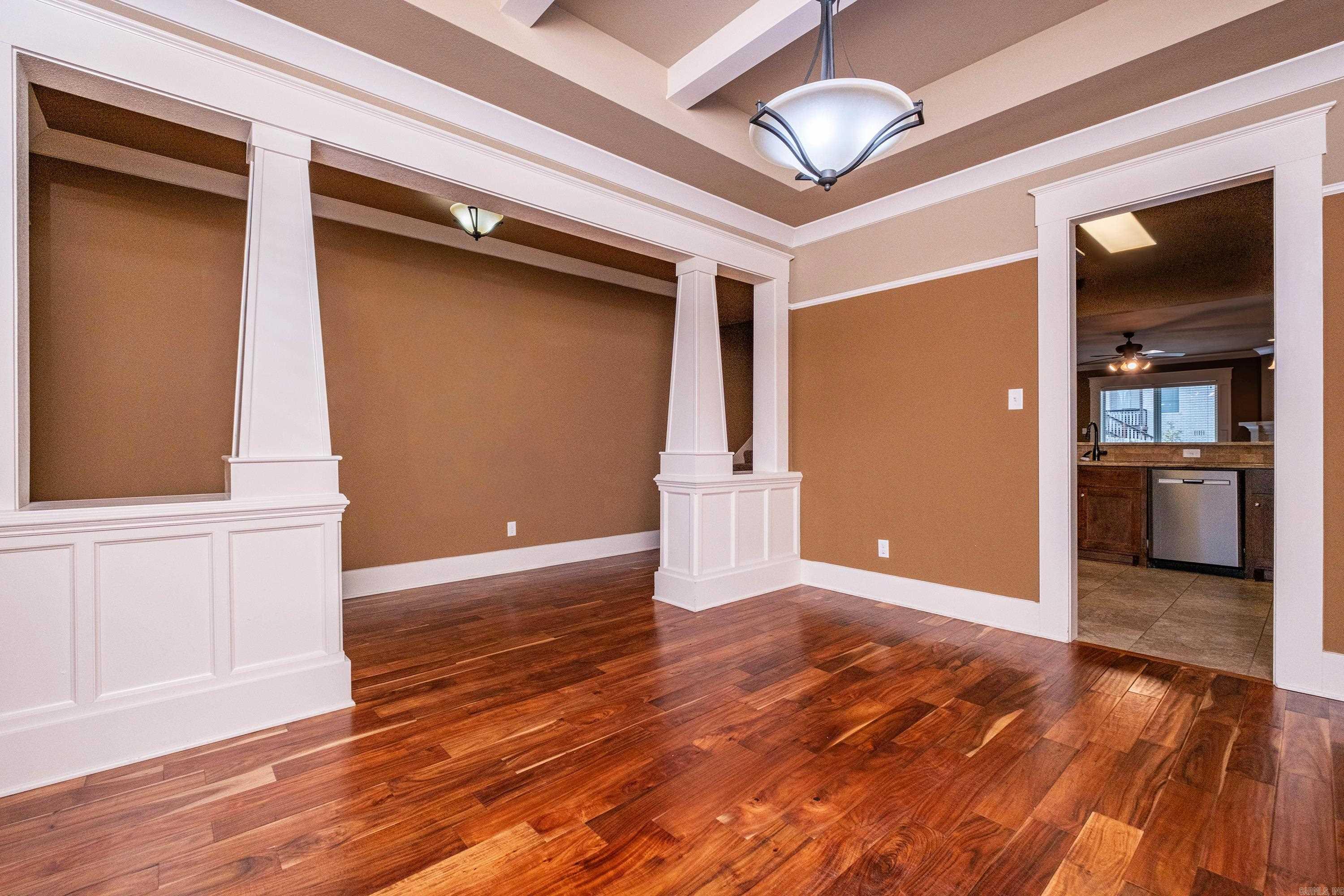 HURRICANE LAKE EST - Residential