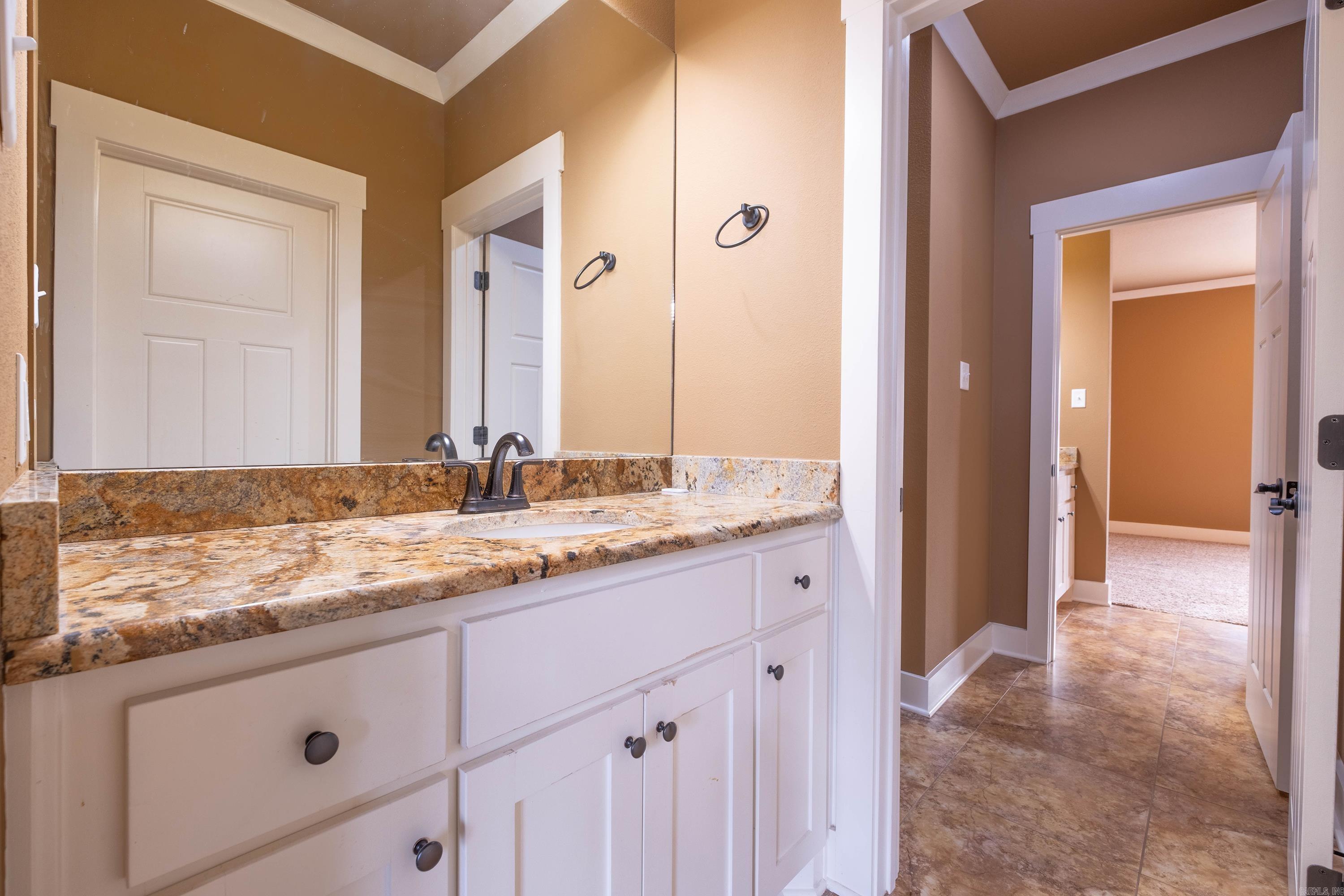 HURRICANE LAKE EST - Residential