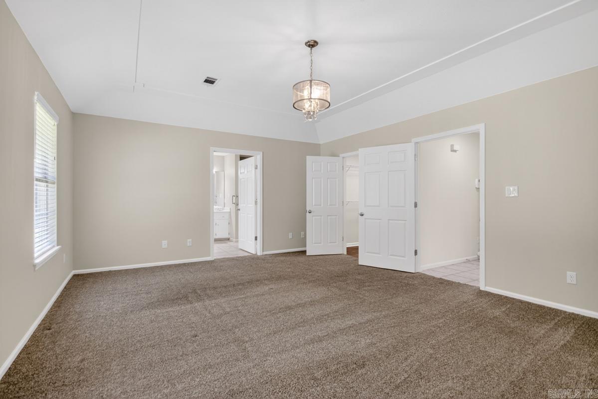 ROYAL OAKS - Residential